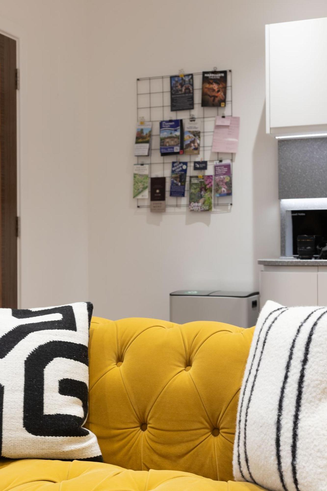 Springfield Thirteen Harrogate Extérieur photo