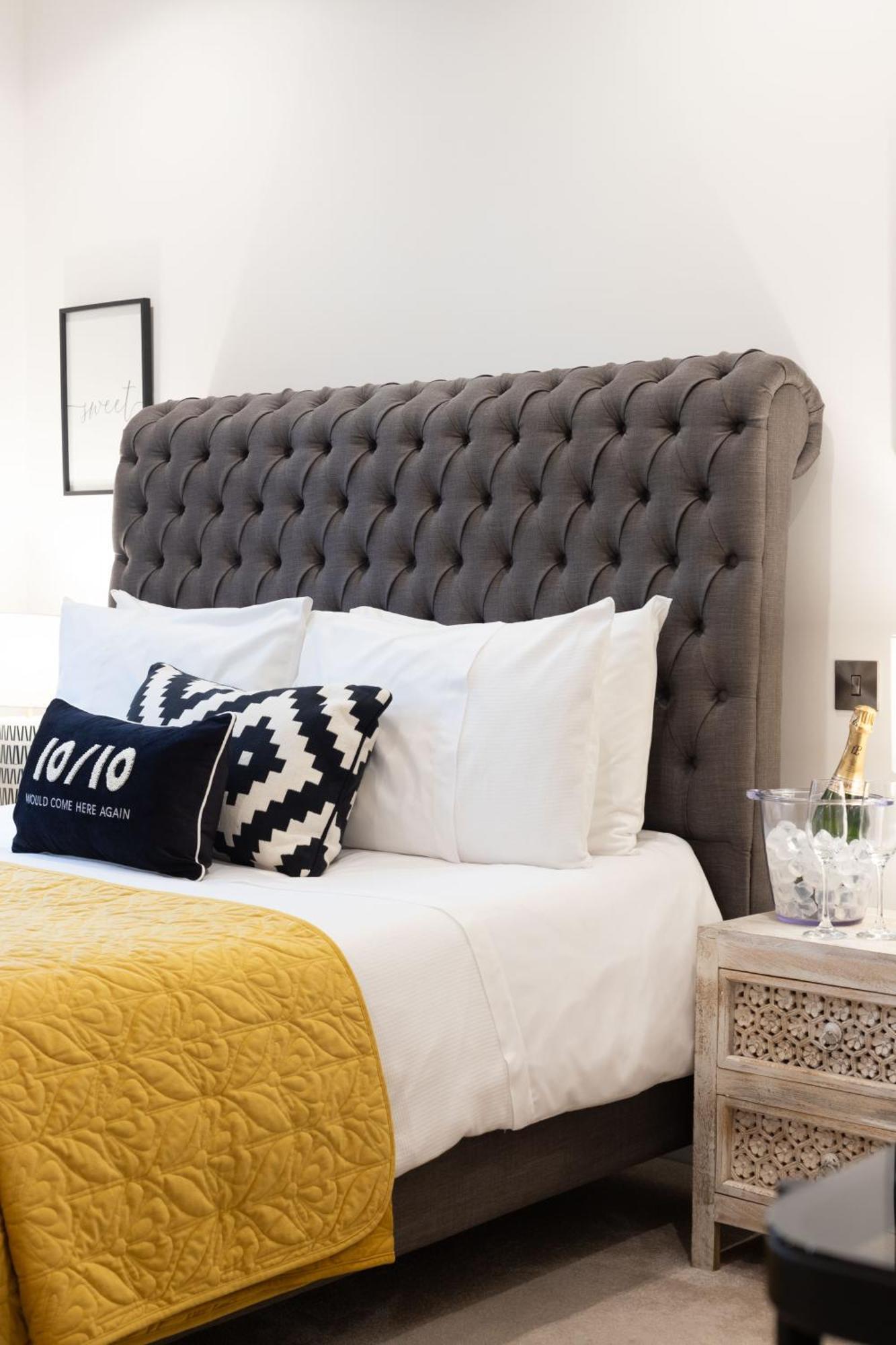 Springfield Thirteen Harrogate Extérieur photo